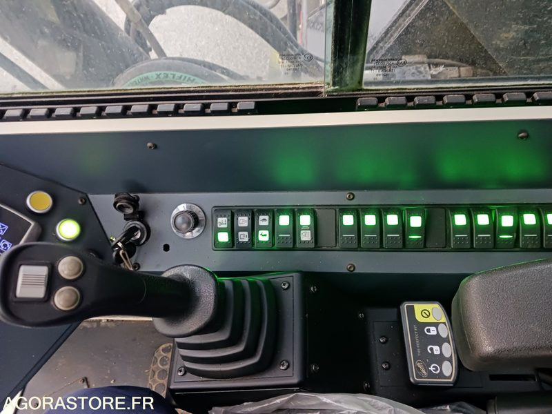 Rýpadlo PELLE DE MANUTENTION TABARELLI T308 DIESEL 18T500 616h 2022: obrázek 17 Rýpadlo PELLE DE MANUTENTION TABARELLI T308 DIESEL 18T500 616h 2022: obrázek 17