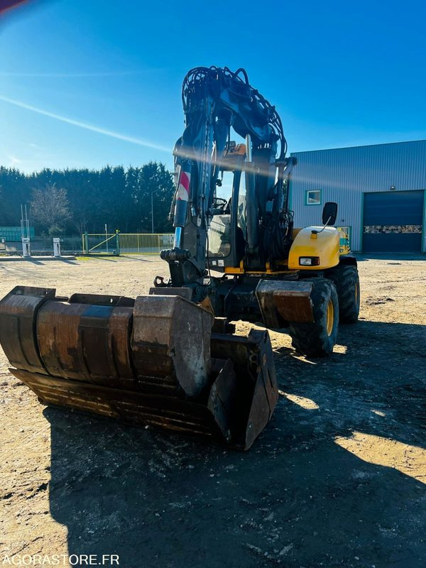 PELLE - MECALAC - 12MXT - 2006 / 4085 HEURES - Rýpadlo: obrázek 1 PELLE - MECALAC - 12MXT - 2006 / 4085 HEURES - Rýpadlo: obrázek 1
