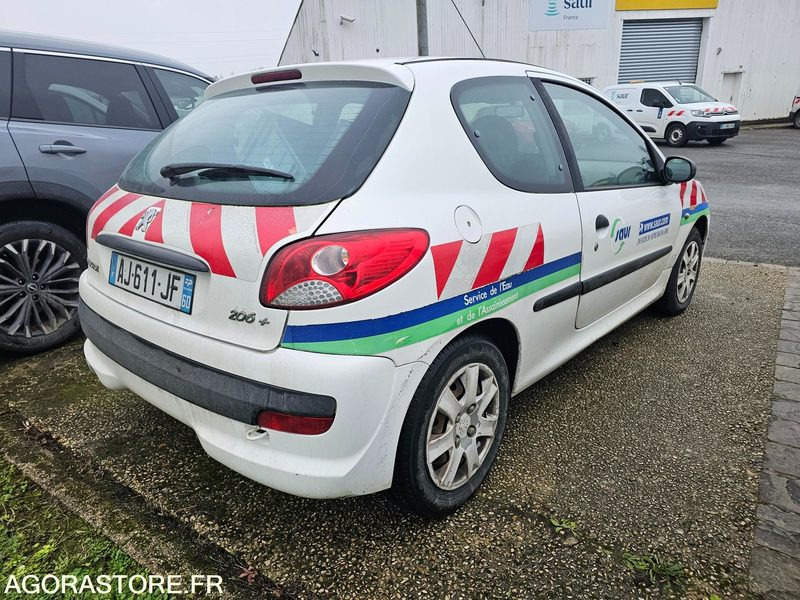 PEUGEOT 206+ - 2010 - 271008KM - AJ611JF - Osobní auto: obrázek 3 PEUGEOT 206+ - 2010 - 271008KM - AJ611JF - Osobní auto: obrázek 3