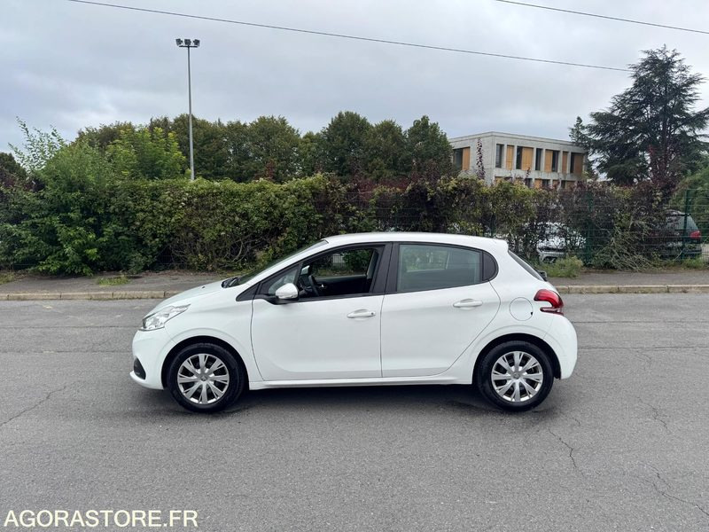 PEUGEOT 208 1.5 100 HDI 193 000 KM - Osobní auto: obrázek 2 PEUGEOT 208 1.5 100 HDI 193 000 KM - Osobní auto: obrázek 2