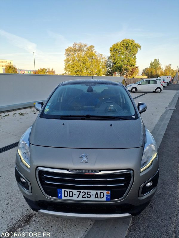 PEUGEOT 3008 - Osobní auto: obrázek 2 PEUGEOT 3008 - Osobní auto: obrázek 2
