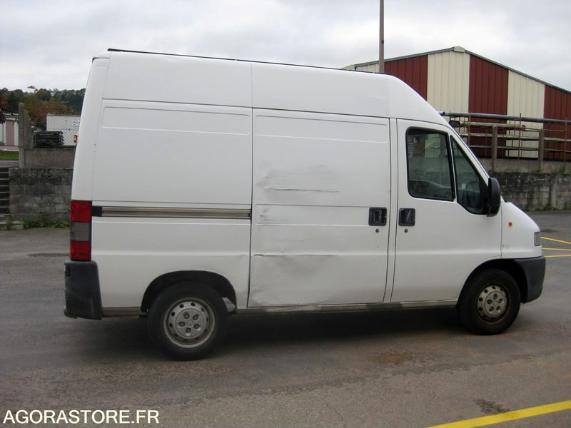 PEUGEOT BOXER - Furgon: obrázek 3 PEUGEOT BOXER - Furgon: obrázek 3