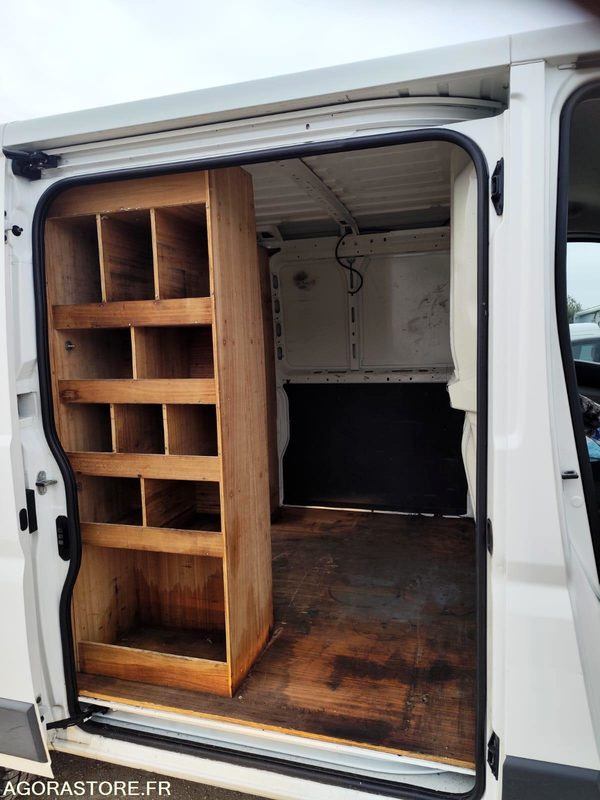 Malá dodávka PEUGEOT BOXER L1H1 2.0 BlueHDi 110CH - 2017 - 239000KMS: obrázek 7