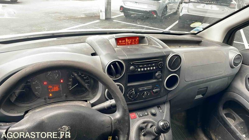 Malá dodávka PEUGEOT PARTNER DANGEL - 2016 - 194550KM - EE566FD: obrázek 12 Malá dodávka PEUGEOT PARTNER DANGEL - 2016 - 194550KM - EE566FD: obrázek 12