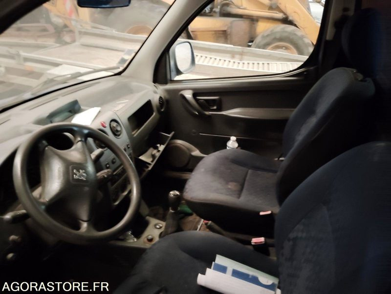 PEUGEOT PARTNER - Malá dodávka: obrázek 3 PEUGEOT PARTNER - Malá dodávka: obrázek 3