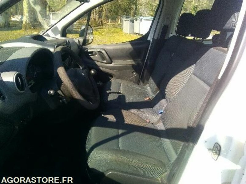 PEUGEOT Partner - 218886km - 2010 - Malá dodávka: obrázek 3 PEUGEOT Partner - 218886km - 2010 - Malá dodávka: obrázek 3