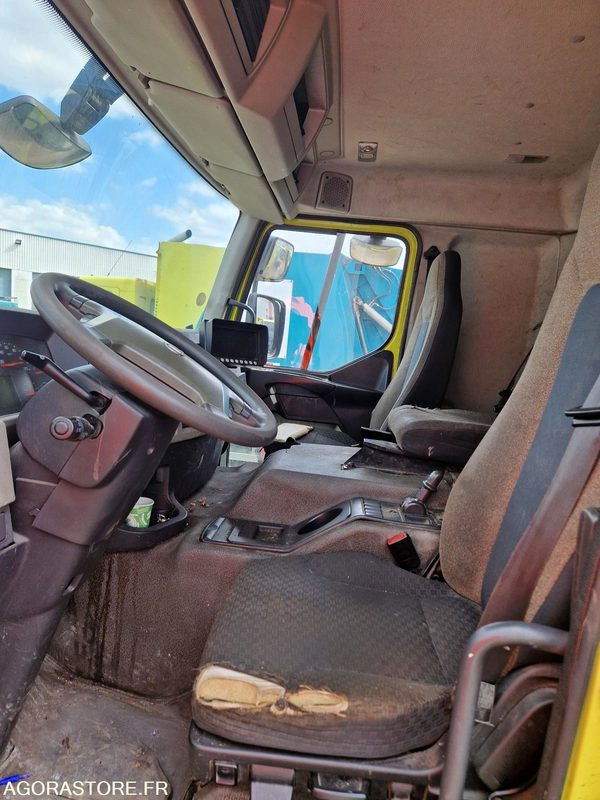*PORTEUR BOM 26T VOLVO GEESINK - 2014 - - Vůz na odvoz odpadků: obrázek 2 *PORTEUR BOM 26T VOLVO GEESINK - 2014 - - Vůz na odvoz odpadků: obrázek 2