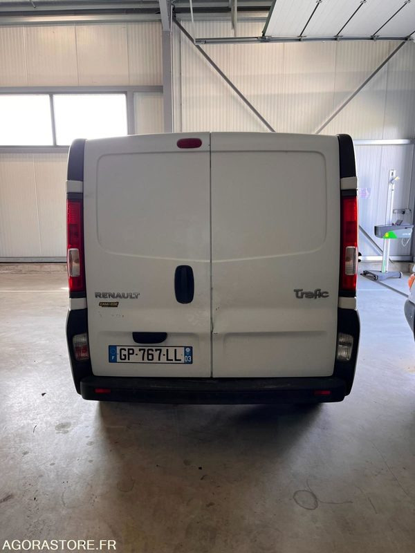 PRIX TTC 0%TVA - RENAULT TRAFIC 2008 2.0 DCI 214.000KM MOTEUR ECHANGE STANDARD - Furgon: obrázek 4 PRIX TTC 0%TVA - RENAULT TRAFIC 2008 2.0 DCI 214.000KM MOTEUR ECHANGE STANDARD - Furgon: obrázek 4