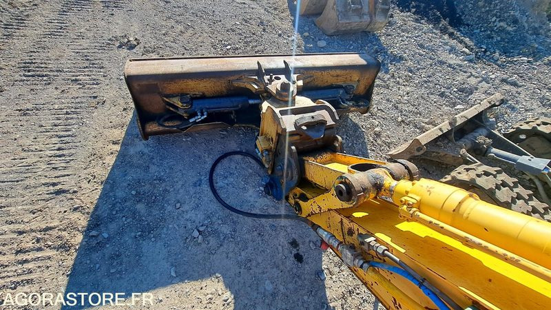 Pelle New Holland E135SR-1ES Diesel 2007 - Pásové rýpadlo: obrázek 5 Pelle New Holland E135SR-1ES Diesel 2007 - Pásové rýpadlo: obrázek 5