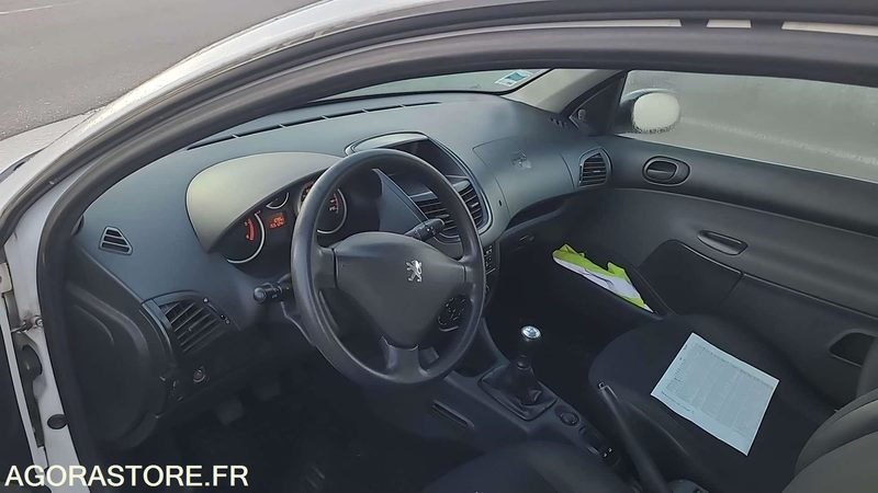Osobní auto Peugeot 206 - 2011 - 155124kms - BE574QD: obrázek 15