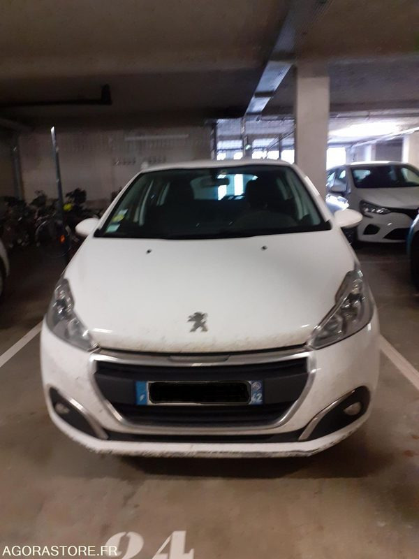 Peugeot 208 - 2015 - 210947kms - Osobní auto: obrázek 1 Peugeot 208 - 2015 - 210947kms - Osobní auto: obrázek 1