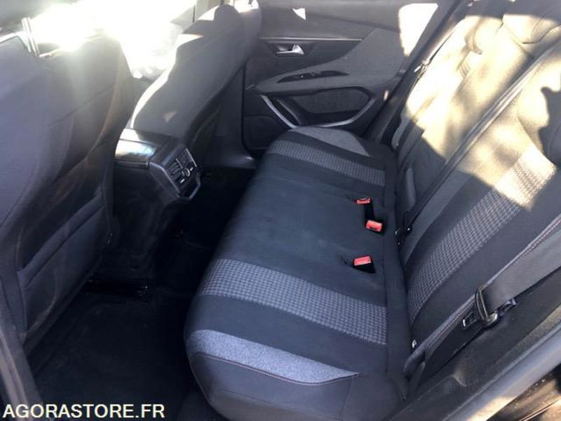 Peugeot 3008 BlueHdi 120 S&S Allure Business BOITE AUTO EAT8 - Courroie faite - Osobní auto: obrázek 5 Peugeot 3008 BlueHdi 120 S&S Allure Business BOITE AUTO EAT8 - Courroie faite - Osobní auto: obrázek 5