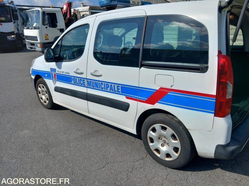 Peugeot Partner BL028QY - Malá dodávka: obrázek 1 Peugeot Partner BL028QY - Malá dodávka: obrázek 1