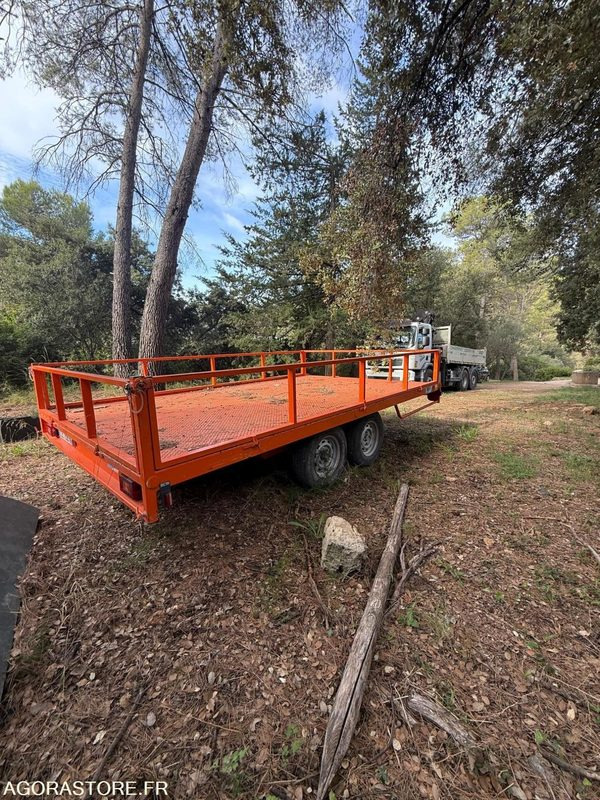 REMORQUE MOIROUD - Přívěs: obrázek 1 REMORQUE MOIROUD - Přívěs: obrázek 1