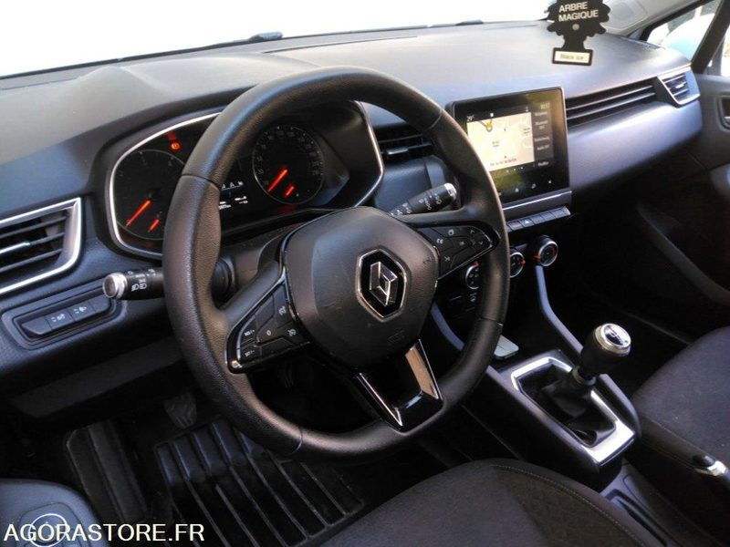 RENAULT CLIO 195977 kms 2020 - Osobní auto: obrázek 4 RENAULT CLIO 195977 kms 2020 - Osobní auto: obrázek 4