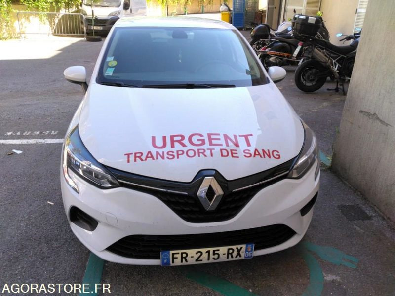 RENAULT CLIO 195977 kms 2020 - Osobní auto: obrázek 3 RENAULT CLIO 195977 kms 2020 - Osobní auto: obrázek 3