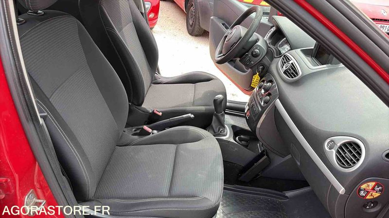 RENAULT CLIO 3 188 868 Kms - 2012 -CD-484-NA - Osobní auto: obrázek 3 RENAULT CLIO 3 188 868 Kms - 2012 -CD-484-NA - Osobní auto: obrázek 3