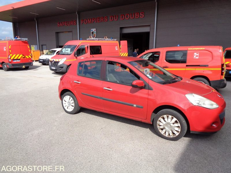 RENAULT CLIO BM.435.JB - 2011 - 196032 KM - Osobní auto: obrázek 2 RENAULT CLIO BM.435.JB - 2011 - 196032 KM - Osobní auto: obrázek 2