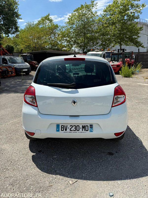 RENAULT CLIO - BV 230 MD - Osobní auto: obrázek 4 RENAULT CLIO - BV 230 MD - Osobní auto: obrázek 4