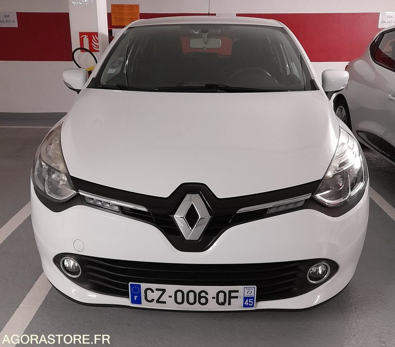 RENAULT CLIO IV - ZEN 09E E5 - 83985kms - 2013 - Osobní auto: obrázek 1 RENAULT CLIO IV - ZEN 09E E5 - 83985kms - 2013 - Osobní auto: obrázek 1
