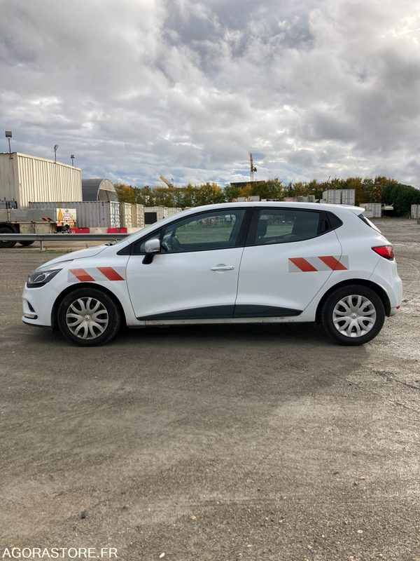 RENAULT CLIO IV diesel - Année 2018 - 312 000km - Osobní auto: obrázek 4 RENAULT CLIO IV diesel - Année 2018 - 312 000km - Osobní auto: obrázek 4