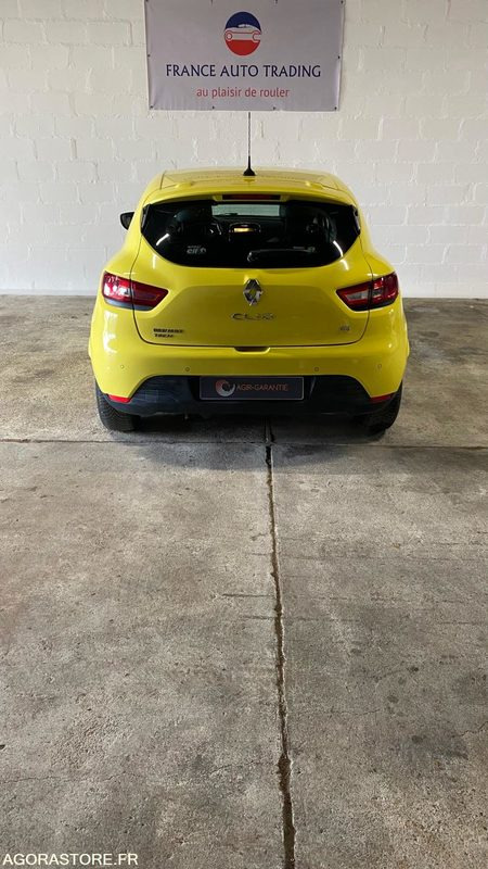 RENAULT ClIO IV 5 Portes 1.5 DCI FAP ECO2 S&S 75 CV - 2P013 - 231 897km - Osobní auto: obrázek 2 RENAULT ClIO IV 5 Portes 1.5 DCI FAP ECO2 S&S 75 CV - 2P013 - 231 897km - Osobní auto: obrázek 2