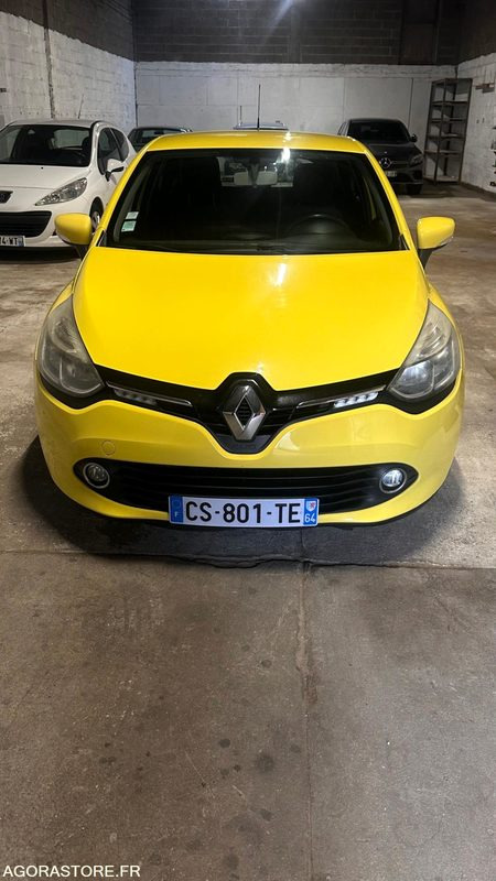 RENAULT ClIO IV 5 Portes 1.5 DCI FAP ECO2 S&S 75 CV - 2P013 - 231 897km - Osobní auto: obrázek 4 RENAULT ClIO IV 5 Portes 1.5 DCI FAP ECO2 S&S 75 CV - 2P013 - 231 897km - Osobní auto: obrázek 4