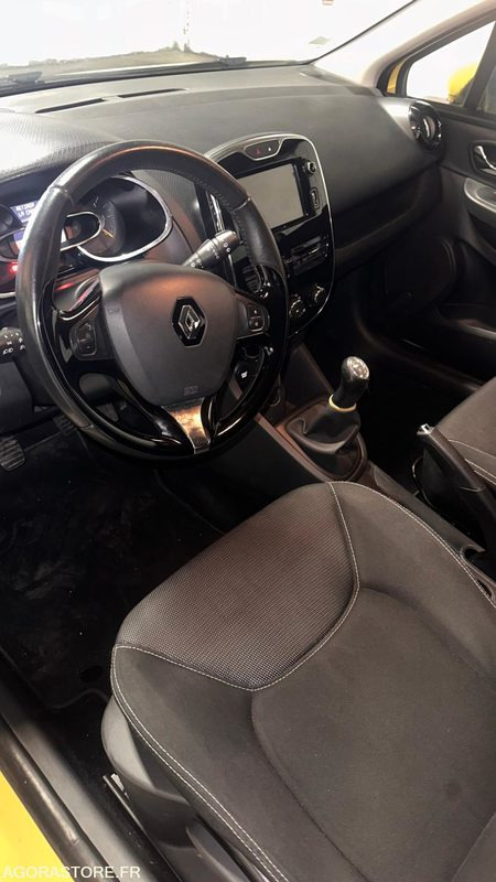 RENAULT ClIO IV 5 Portes 1.5 DCI FAP ECO2 S&S 75 CV - 2P013 - 231 897km - Osobní auto: obrázek 5 RENAULT ClIO IV 5 Portes 1.5 DCI FAP ECO2 S&S 75 CV - 2P013 - 231 897km - Osobní auto: obrázek 5