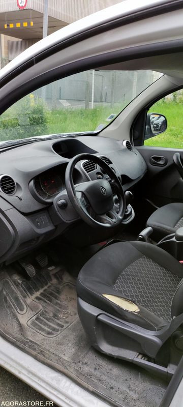RENAULT KANGOO - 2014 - 334568KM - Malá dodávka: obrázek 4 RENAULT KANGOO - 2014 - 334568KM - Malá dodávka: obrázek 4