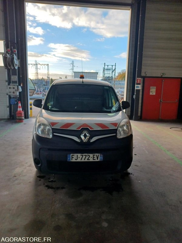 RENAULT KANGOO diesel - Année 2019 - 297.500 km - Malá dodávka: obrázek 2 RENAULT KANGOO diesel - Année 2019 - 297.500 km - Malá dodávka: obrázek 2