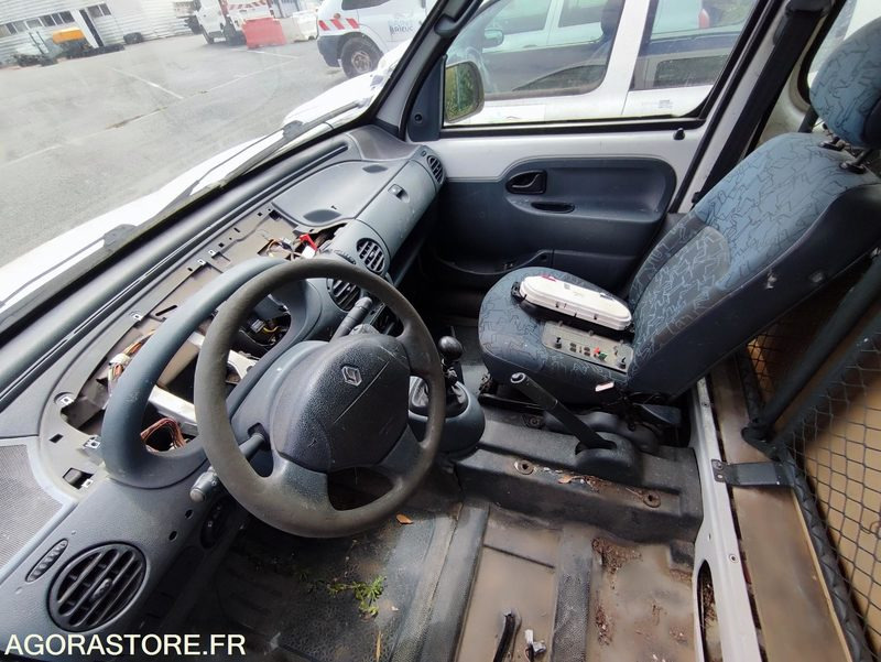 RENAULT KANGOO diesel - Malá dodávka: obrázek 5 RENAULT KANGOO diesel - Malá dodávka: obrázek 5