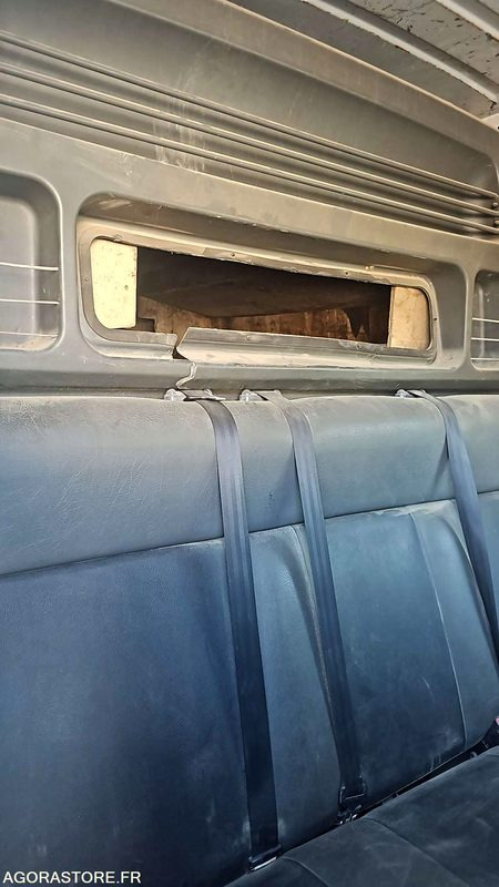 RENAULT MASTER - 2010 / 268452KM (AJ050VL) - Furgon: obrázek 3 RENAULT MASTER - 2010 / 268452KM (AJ050VL) - Furgon: obrázek 3