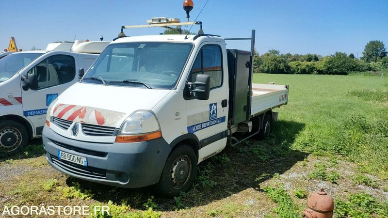 RENAULT MASTER - 2010 - 307041 KM - Furgon: obrázek 2 RENAULT MASTER - 2010 - 307041 KM - Furgon: obrázek 2