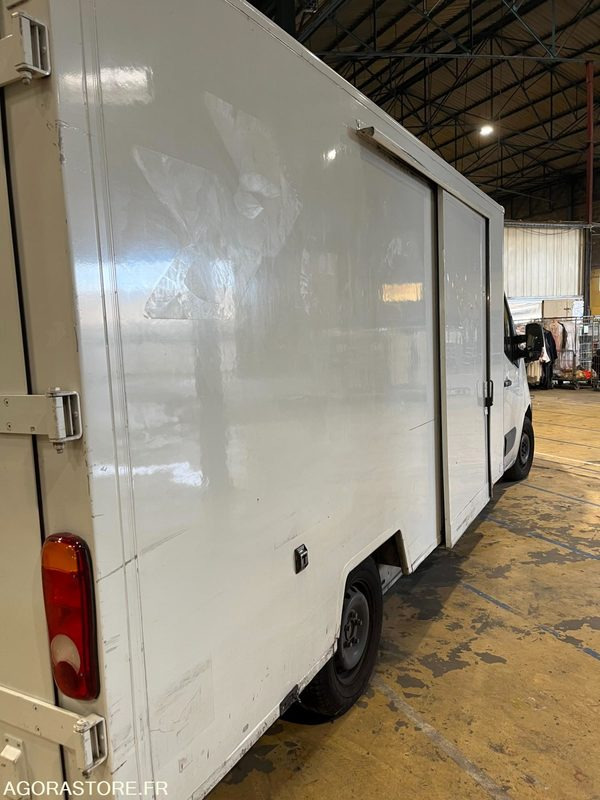 RENAULT MASTER - 2013 - 130914 Kms - Furgon: obrázek 5 RENAULT MASTER - 2013 - 130914 Kms - Furgon: obrázek 5