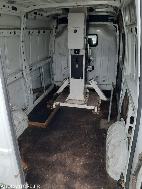 RENAULT MASTER - 2013 - 50449KM - Furgon: obrázek 1 RENAULT MASTER - 2013 - 50449KM - Furgon: obrázek 1