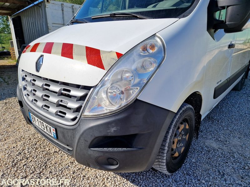 RENAULT MASTER- BY119KX - 2011 / 342 014 KM - Furgon: obrázek 4 RENAULT MASTER- BY119KX - 2011 / 342 014 KM - Furgon: obrázek 4