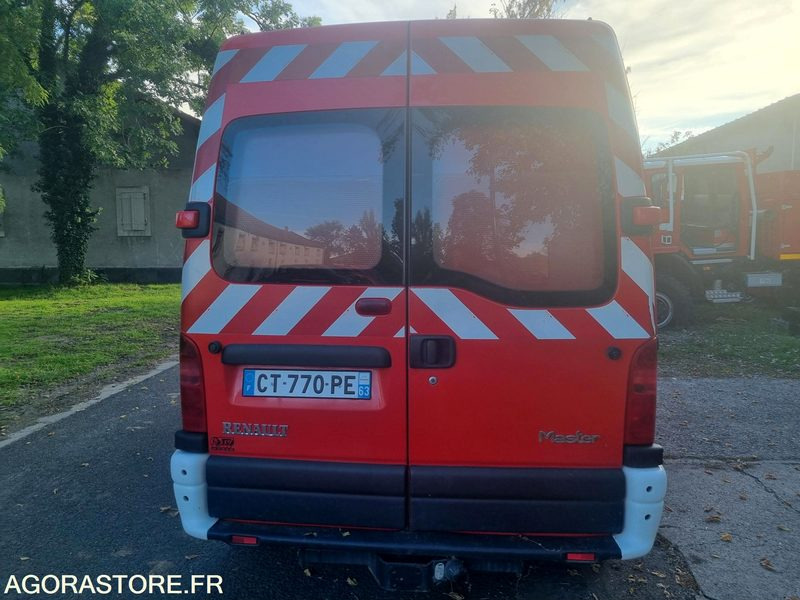 RENAULT MASTER - CT 770 PE - 2000 - Furgon: obrázek 3 RENAULT MASTER - CT 770 PE - 2000 - Furgon: obrázek 3