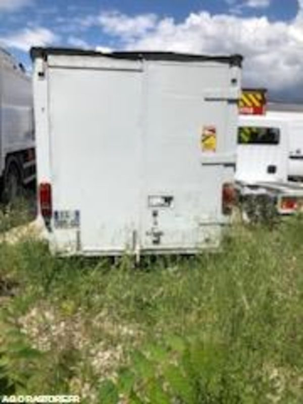RENAULT MASTER / non roulant / 550 000Km - 2016 - Furgon: obrázek 4 RENAULT MASTER / non roulant / 550 000Km - 2016 - Furgon: obrázek 4