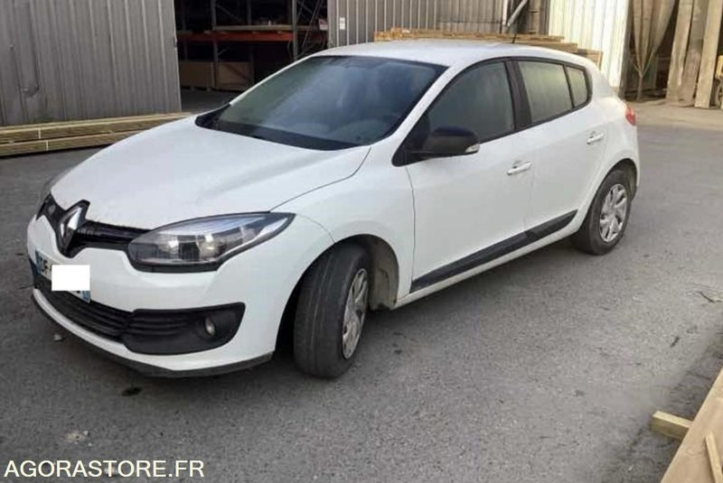 RENAULT MEGANE IV - 2014 / 294000 km - Osobní auto: obrázek 1 RENAULT MEGANE IV - 2014 / 294000 km - Osobní auto: obrázek 1