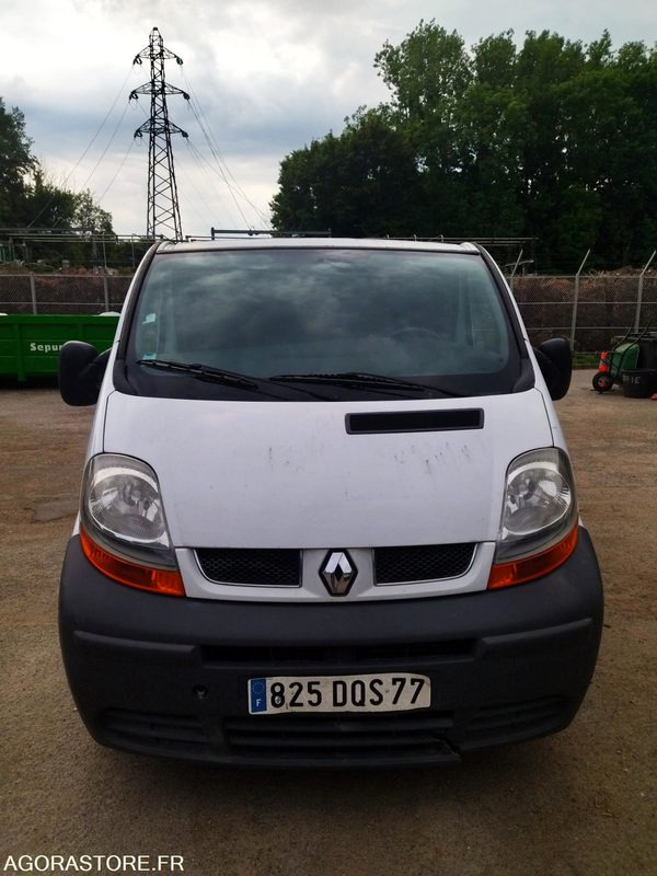 RENAULT TRAFIC DE 2005 71234 KM - Furgon: obrázek 1 RENAULT TRAFIC DE 2005 71234 KM - Furgon: obrázek 1