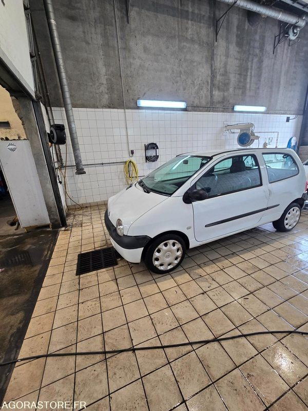 RENAULT TWINGO - Osobní auto: obrázek 2 RENAULT TWINGO - Osobní auto: obrázek 2