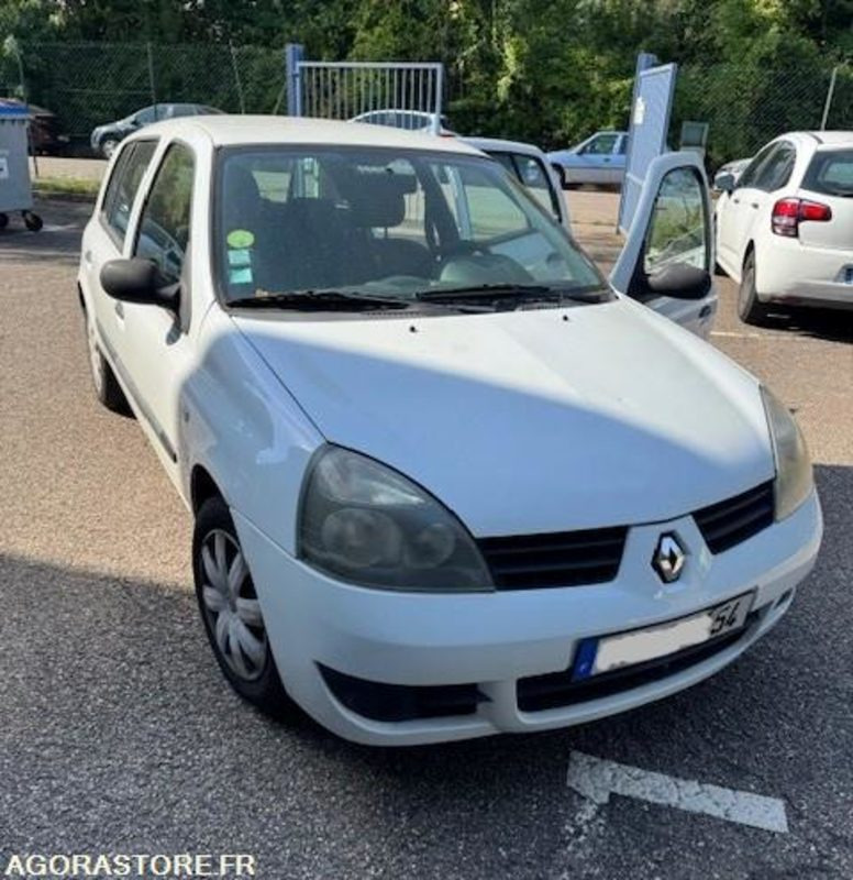 Renault CLIO 2 - Osobní auto: obrázek 2 Renault CLIO 2 - Osobní auto: obrázek 2