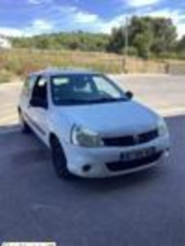 Renault Clio - 2012 - 181569kms (P0402825) - Osobní auto: obrázek 3 Renault Clio - 2012 - 181569kms (P0402825) - Osobní auto: obrázek 3