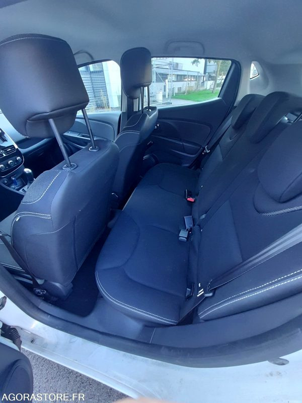 Renault - Clio - 2013 - 160098KM - Osobní auto: obrázek 5 Renault - Clio - 2013 - 160098KM - Osobní auto: obrázek 5