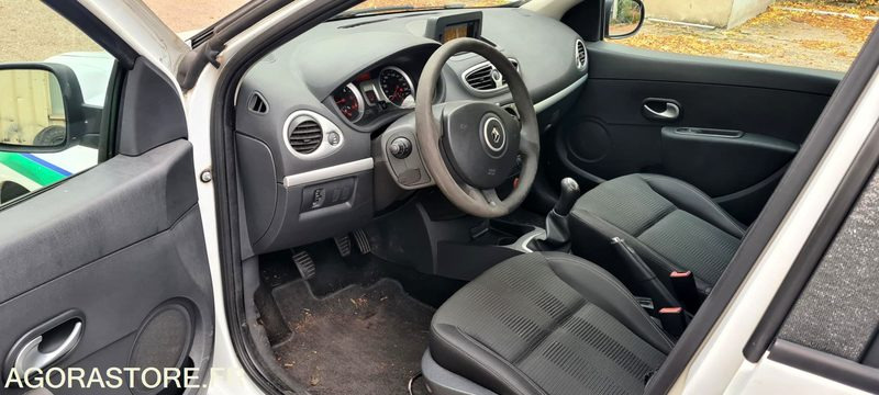 Renault Clio 3 1.5DCI - Osobní auto: obrázek 5 Renault Clio 3 1.5DCI - Osobní auto: obrázek 5