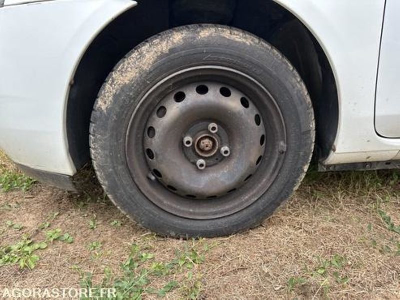 Osobní auto Renault Clio - 638BGC57: obrázek 12