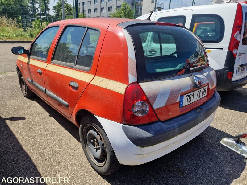 Renault Clio - 781YW69 - Osobní auto: obrázek 4 Renault Clio - 781YW69 - Osobní auto: obrázek 4