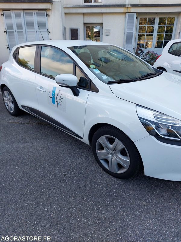 Renault Clio Blanche DC974FQ de 2013 - 67561 km - Osobní auto: obrázek 3 Renault Clio Blanche DC974FQ de 2013 - 67561 km - Osobní auto: obrázek 3