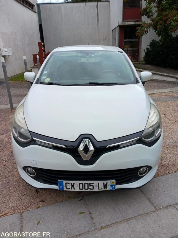 Renault Clio IV 5 Portes 1.5 dCi FAP Energy eco2 S&S 90 cv - Osobní auto: obrázek 1 Renault Clio IV 5 Portes 1.5 dCi FAP Energy eco2 S&S 90 cv - Osobní auto: obrázek 1