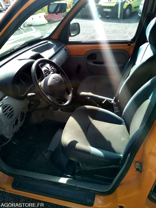 Malá dodávka Renault Kangoo Authentique 1.5 Dci 70 - 2008 - 152220 KM: obrázek 9